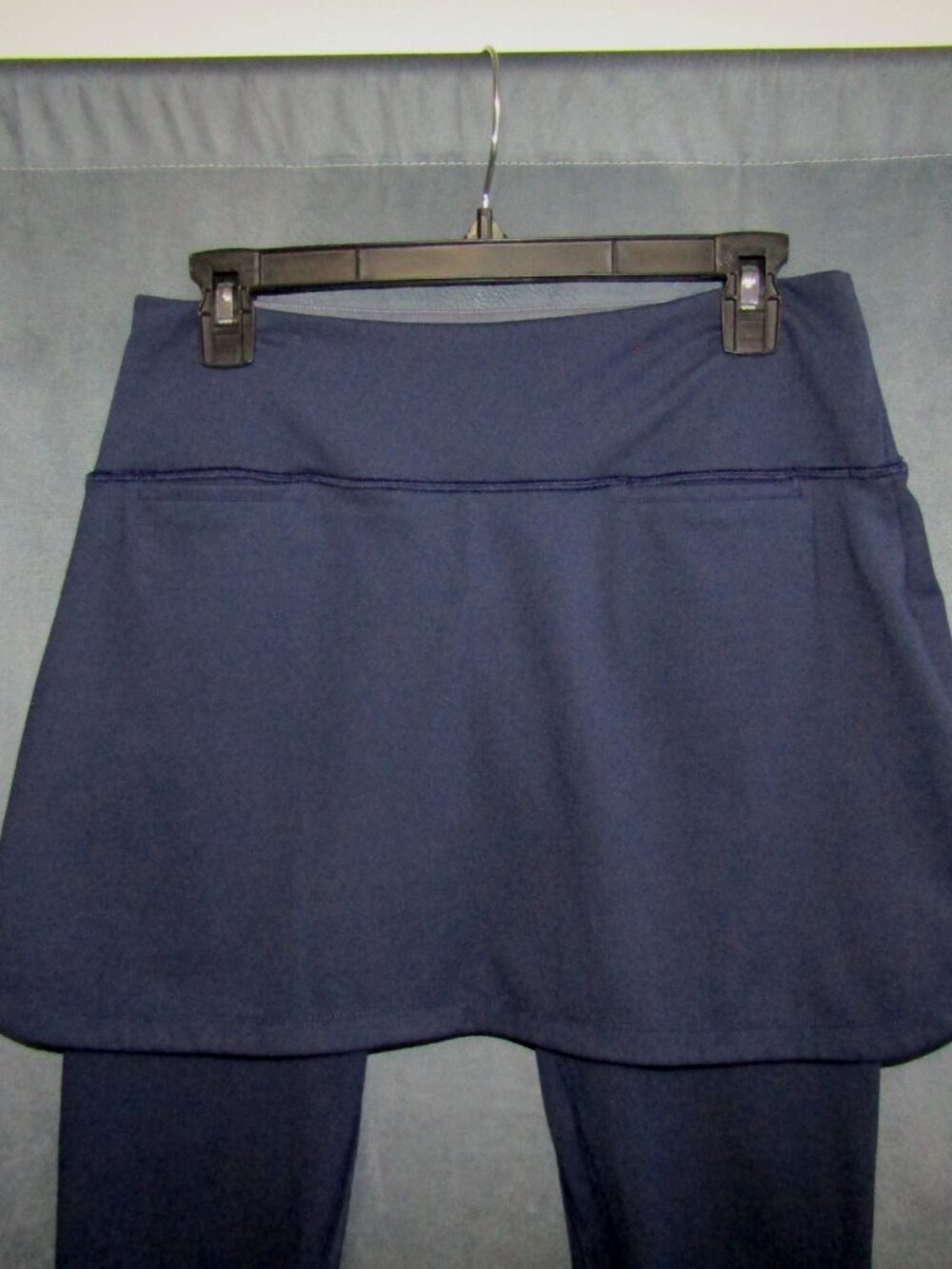 Peter Millar Navy Blue Capri Legging Skort Women's Size M Golf Tennis Pickleball - Picture 3 of 10